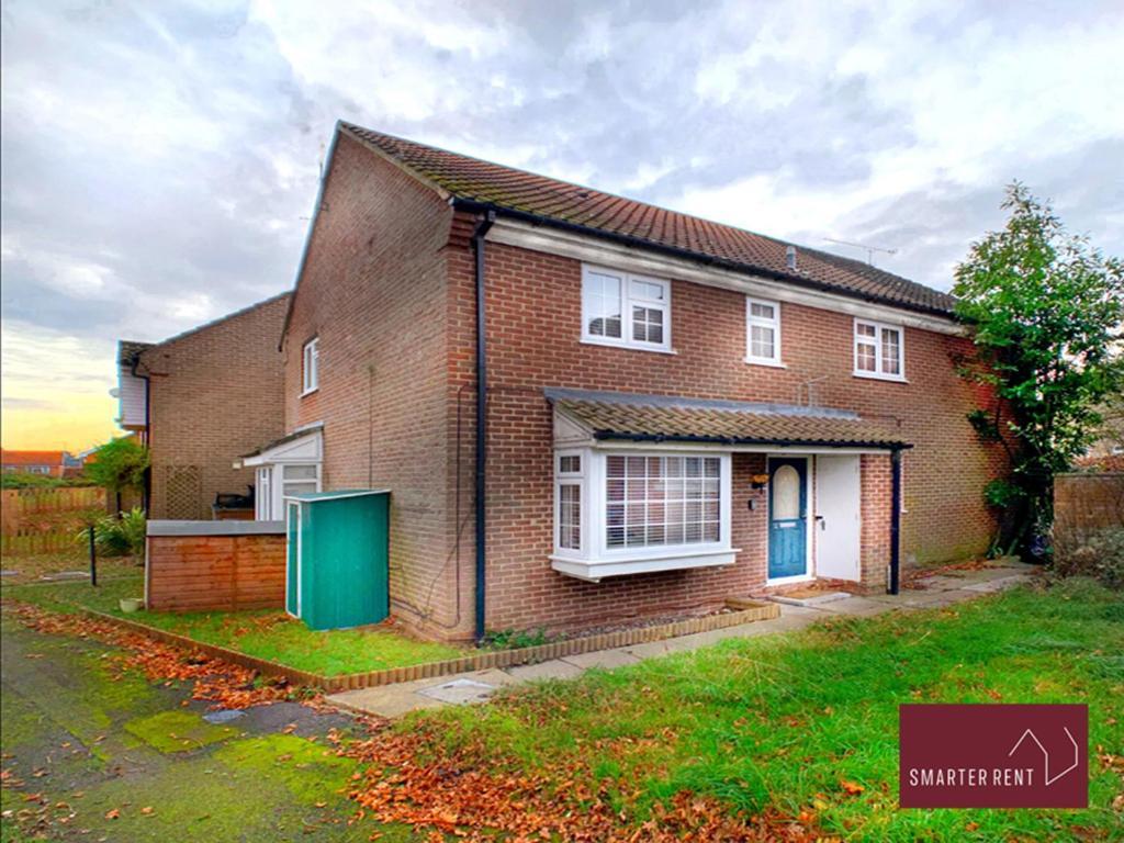 Апартаменты Wokingham - 2 Bed Modern House - Parking Экстерьер фото
